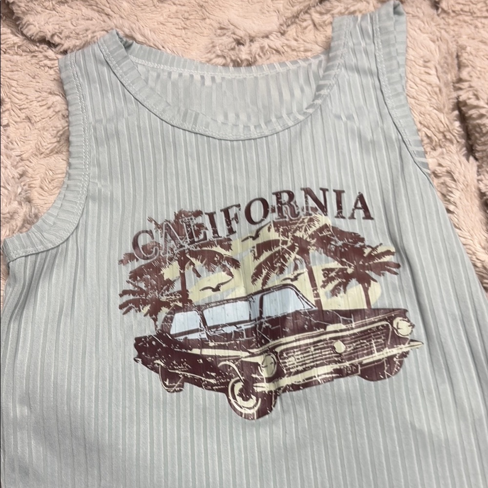 SHEIN Gray California Car Graphic Kids Tank Top